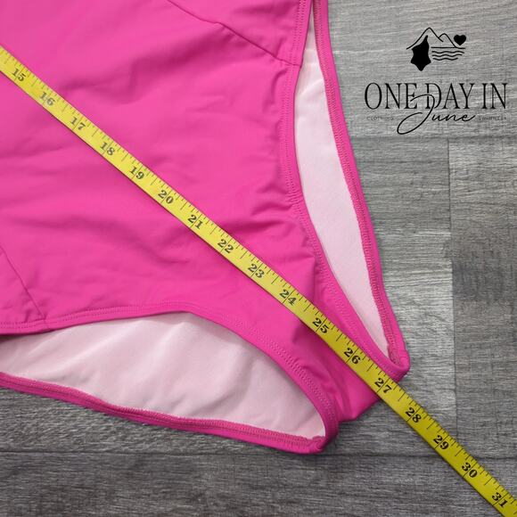 Cupshe Lace Up Nack One Piece Swimsuit Size M - Picture 6 of 7